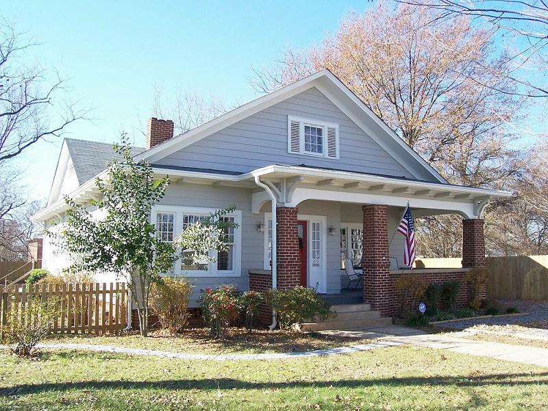 c. 1925 Craftsman Bungalow in Lexington, North Carolina