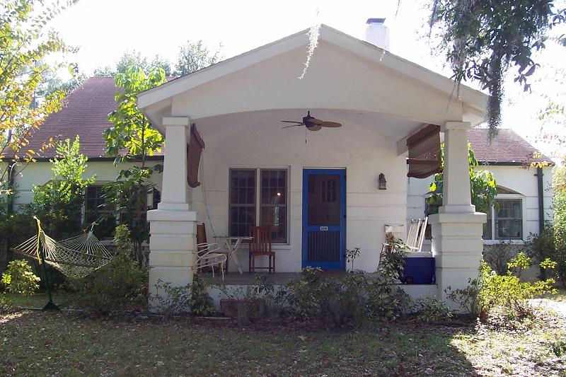 Restored 1937 Home: 1838 SF