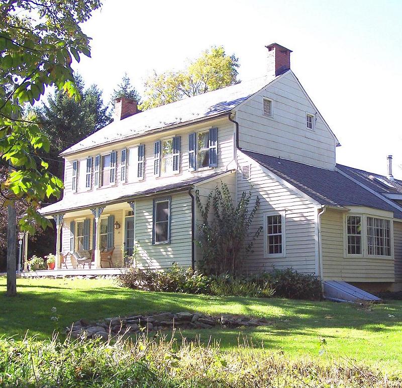 Classic & Restored 1800s Colonial