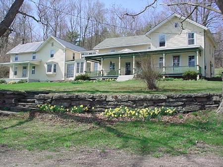 1830 Farmhouse photo