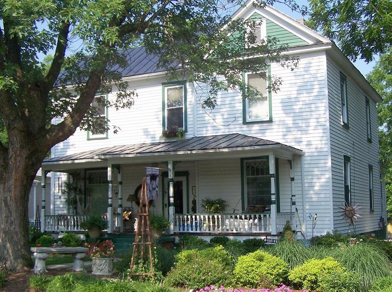 Front Veiw Porch