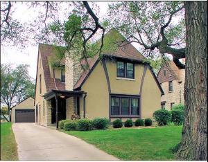 1928 Tudor Revival photo