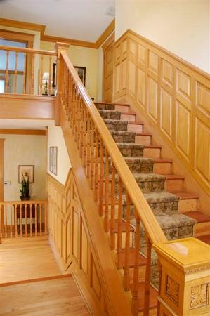 A truly GRAND staircase!