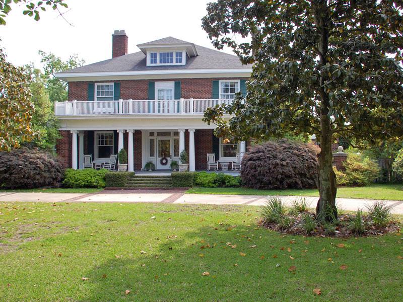 1912 Georgian/Federal Home