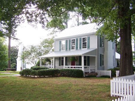 1830 Farmhouse photo