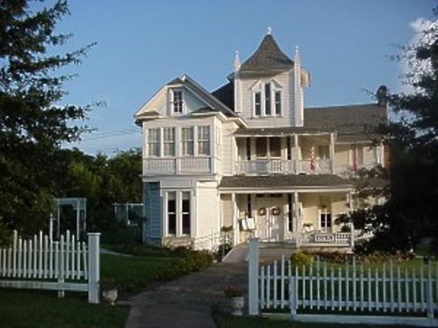 The Oldest Home in Jacksonville, TX