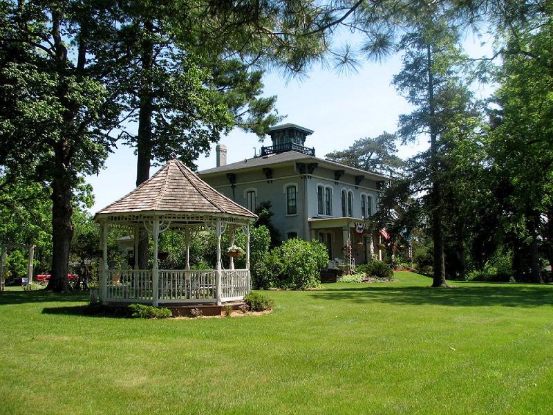 Gazebo & House