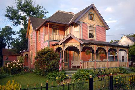 1883 Victorian: Queen Anne photo