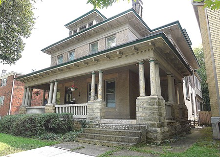 1901 American Foursquare photo