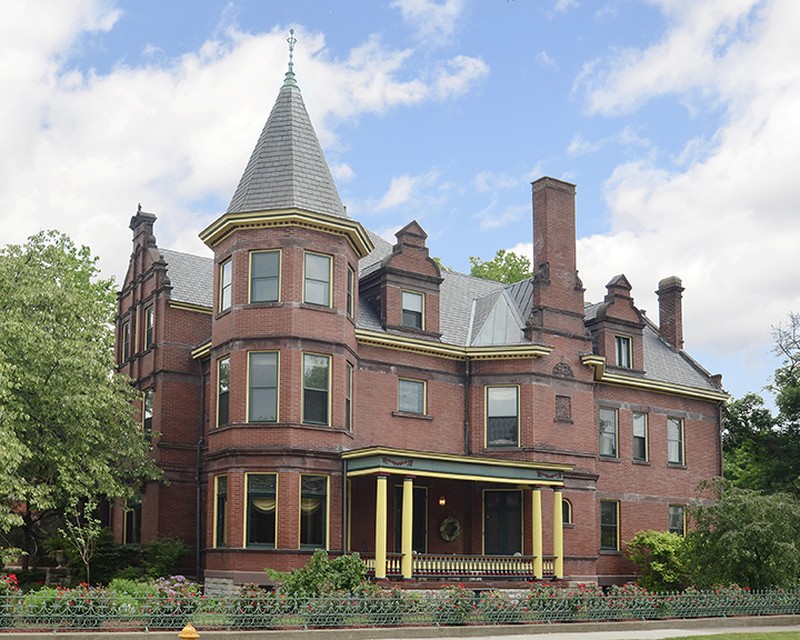 1892 Victorian: Queen Anne - The Bender Mansion in Hamilton, Ohio