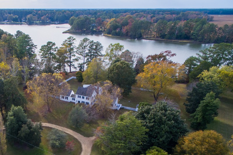 c. 1700 Colonial in Mathews, Virginia