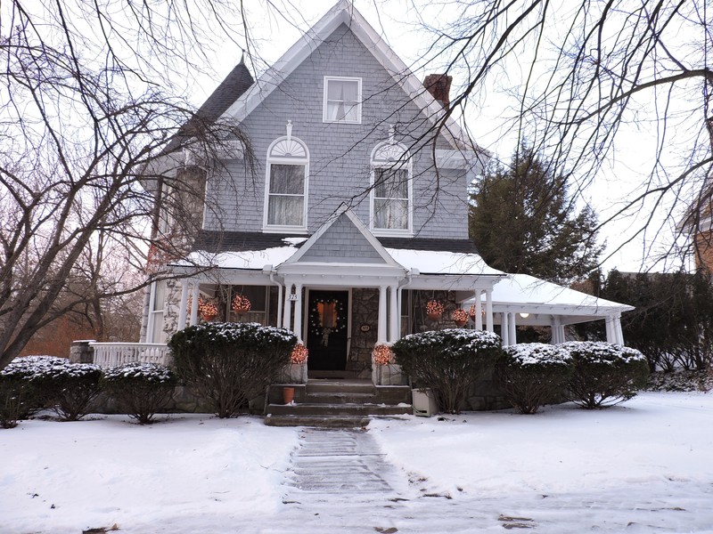 3 Story Victorian located in Historic District