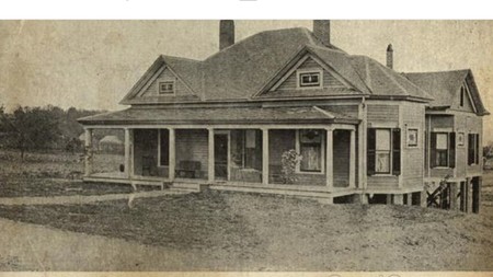1905 Victorian: Queen Anne photo