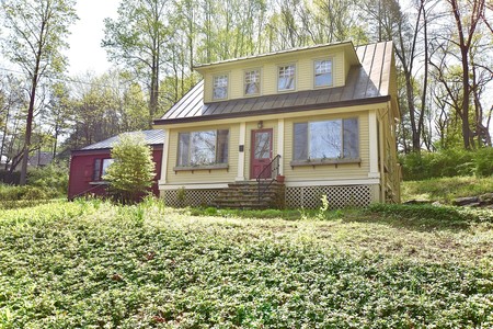 1900 Cottage photo