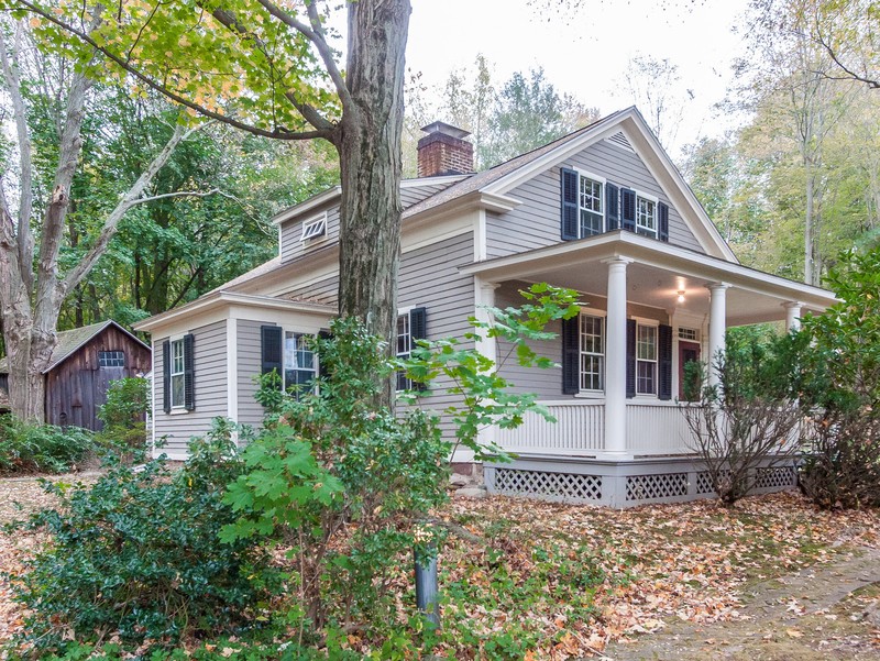 1820 Greek Revival in Middletown, CT 