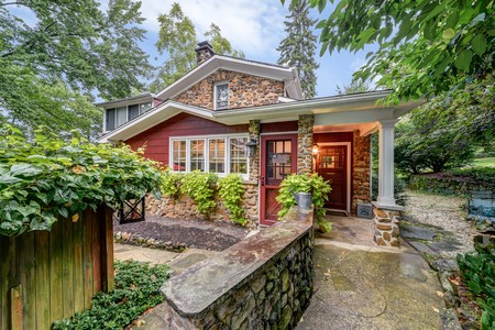1906 Stone Home photo