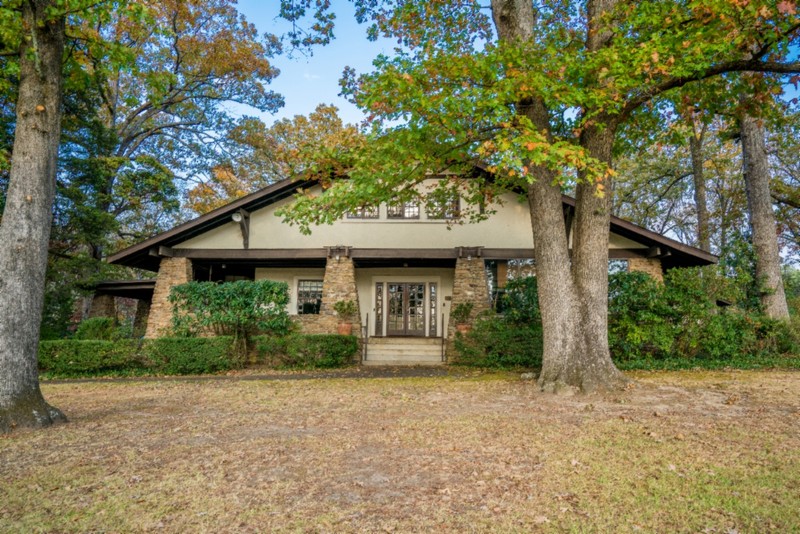 Craftsman Bungalow Estate