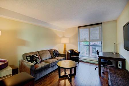2006 Apartment Building photo