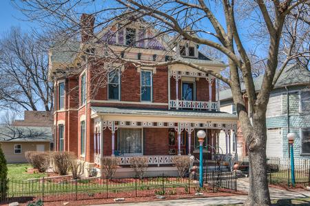 1870 Victorian: Queen Anne photo