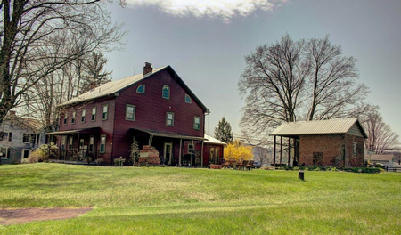 1832 Colonial photo