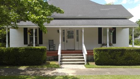 1900 Bungalow photo