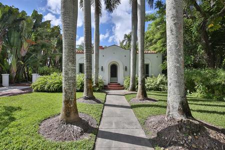 1925 Spanish Mission Revival photo