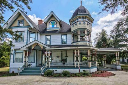 1893 Victorian  w/ Queen Ann & Eastlake Elements photo