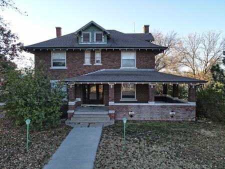 1915 American Foursquare photo