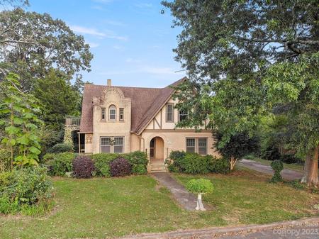 1926 Tudor Revival photo