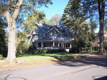 1913 Bungalow photo