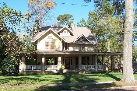 1915 Bungalow photo