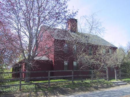 Center Chimney Colonial