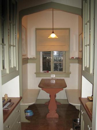 Mark Potter breakfast nook