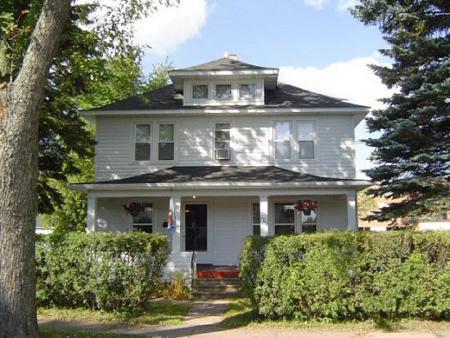 1919 American Foursquare photo