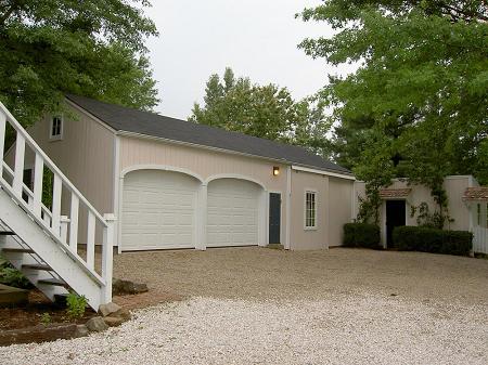 detached 3+ car garage and potting shed