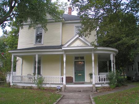 1904 Victorian: Queen Anne photo