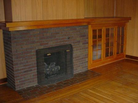 Grand fireplace w/blt-in bookcase