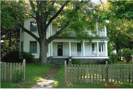 1905 Victorian: Queen Anne photo