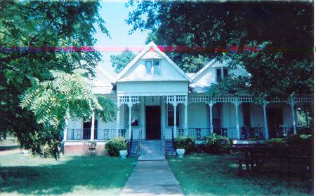 1898 Victorian: Queen Anne photo