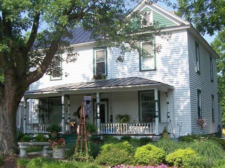 1903 Farmhouse photo