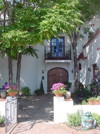 Courtyard Entry