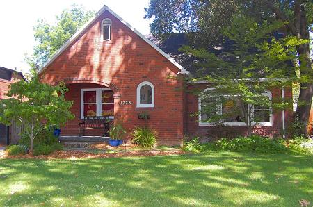 1934 Tudor Revival photo