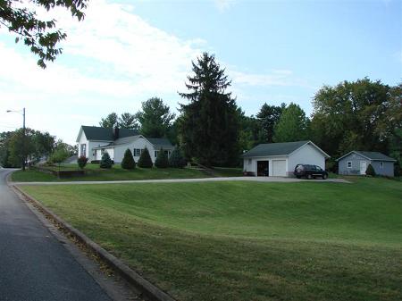 Side View -- w/3 Acres