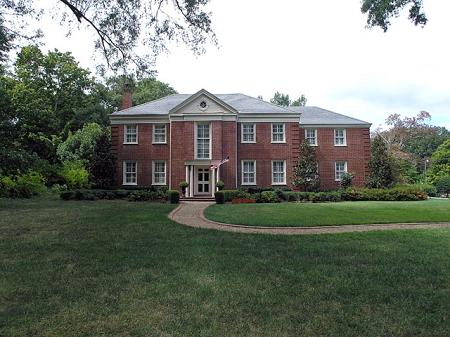 Federal Style Home in Historic District