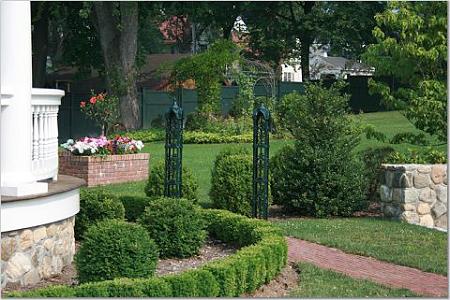 THE GARDEN