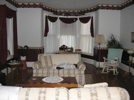 16'X28' Formal Living Room