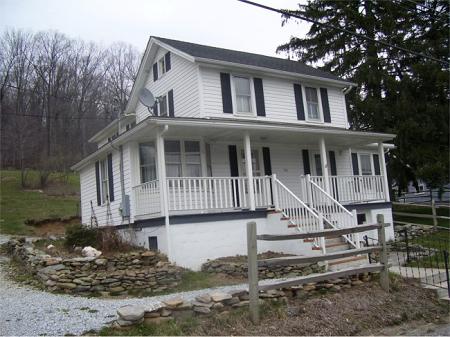 1900 Farmhouse photo