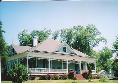 1920 Victorian: Queen Anne photo