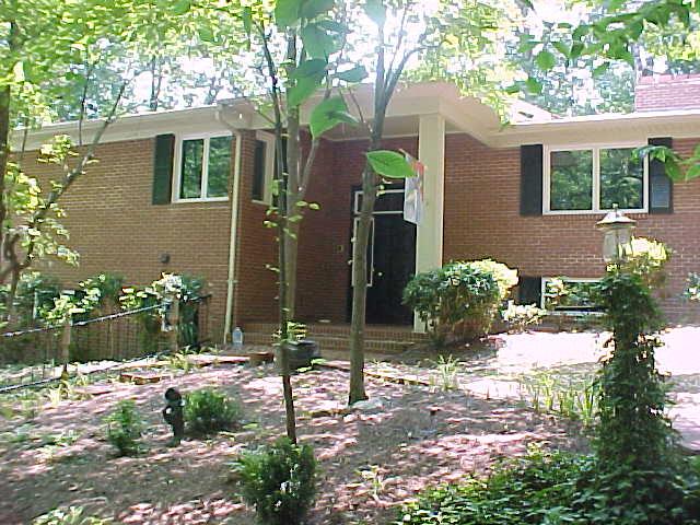 Country Club Hideaway in the Woods