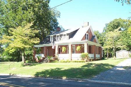 1903 Bungalow photo